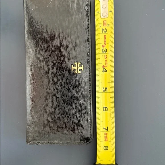 Tory Burch Slim Black Patent Wallet - Picture 2 of 6